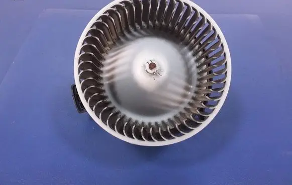 Mazda 2 Heater fan/blower GJ8AA02