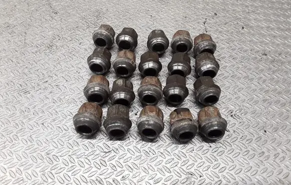 Opel Zafira C Nuts/bolts 
