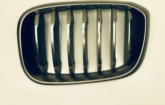 BMW X4 G02 Front bumper upper radiator grill 19297610
