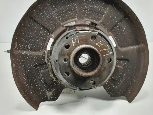 BMW X6 E71 Rear wheel hub 6770984