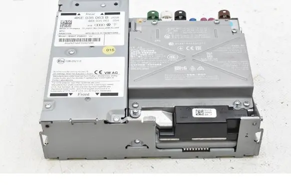 Audi e-tron Radio/CD/DVD/GPS head unit 4KE035063B