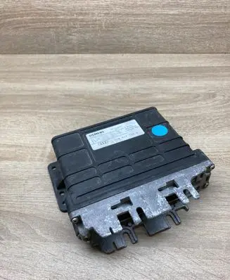 Audi A4 S4 B5 8D Gearbox control unit/module 01N927733R
