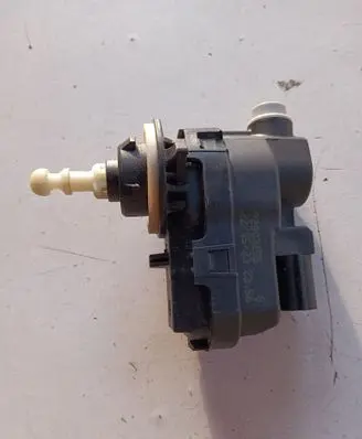 Nissan Juke II F16 Headlight level adjustment motor 92003255
