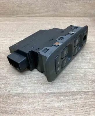 Volvo S60 Electric window control switch 8682836