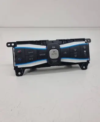 Nissan Leaf I (ZE0) Climate control unit 275003nh0c
