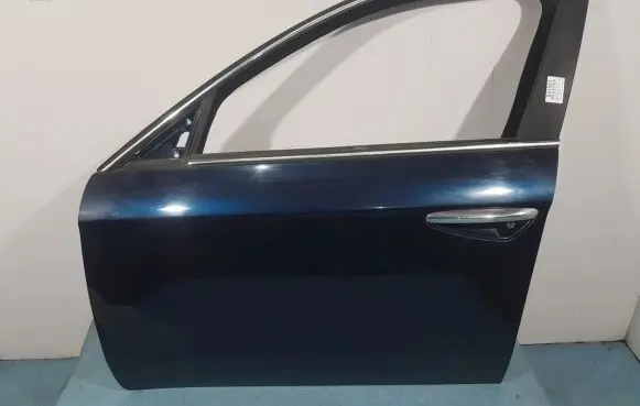 Alfa Romeo 159 Front door