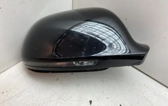 Audi A5 8T 8F Plastic wing mirror trim cover 8T0857528D