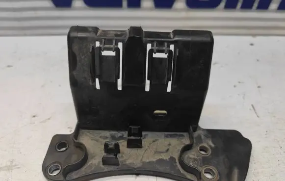 Peugeot 308 Other engine bay part 9805235980 7469