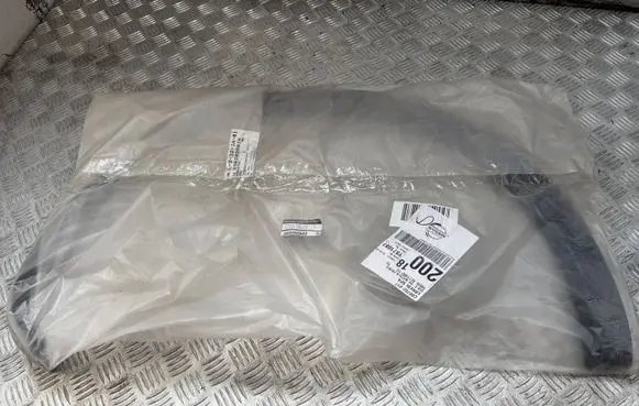 Nissan Qashqai Rear arch trim 93828BR0