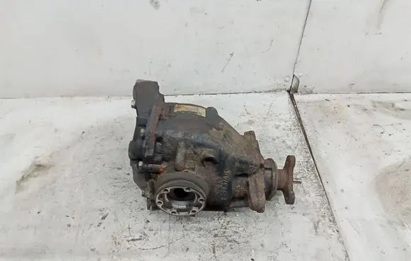 BMW X1 E84 Rear differential 7566185