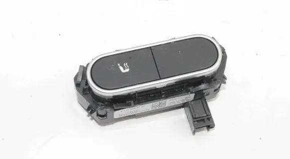 Mercedes-Benz EQB Seat heating switch A1779056700