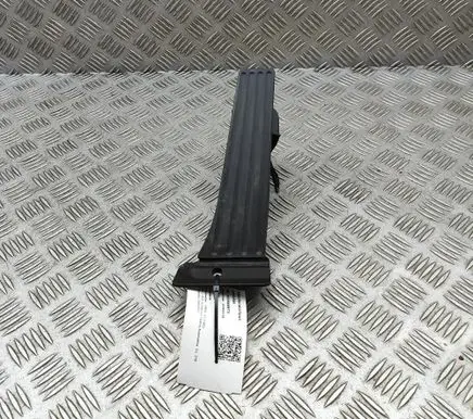 BMW X5 G05 Accelerator throttle pedal 6889818 6PV01435003