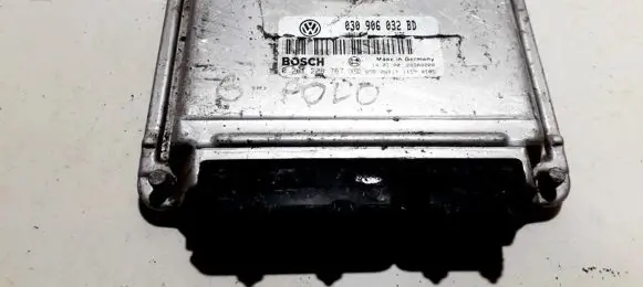 Volkswagen Polo III 6N 6N2 6NF Engine control unit/module 030906032bd 0261206767