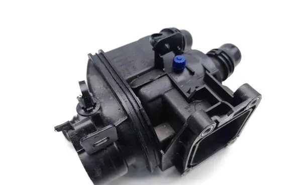 Thermostat/thermostat housing