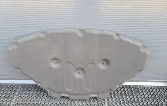 BMW 7 G70 Engine bonnet/hood sound/heat insulation 9423327 942332707 13065410