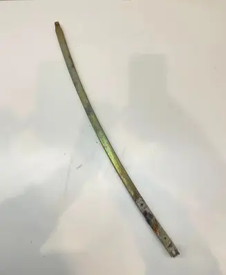 Mercedes-Benz S W116 Front door windshield rail 