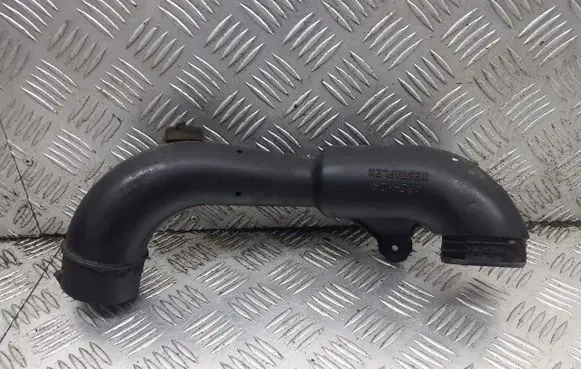 Toyota Corolla E120 E130 Air intake duct part
