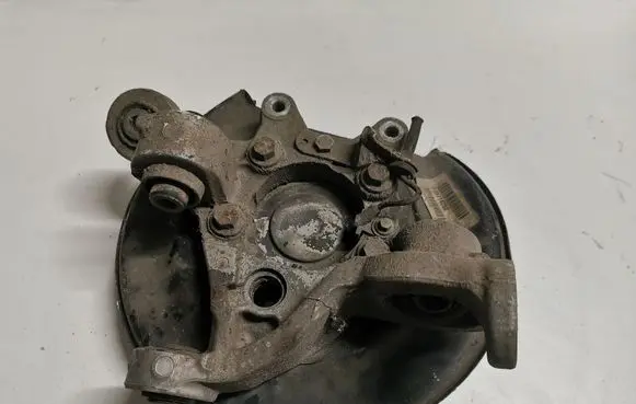 Volvo S60 Rear wheel hub P30714262