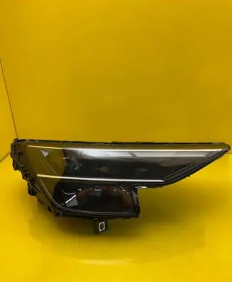 Audi Q8 Headlight/headlamp 4M8941012