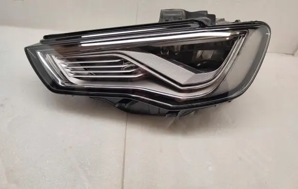 Audi A3 S3 8V Headlight/headlamp