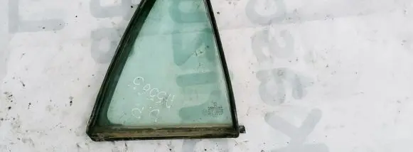 Peugeot 406 Rear vent window glass 
