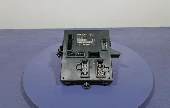 Dacia Sandero Other control units/modules 284B15839R