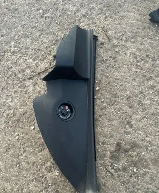 Renault Trafic III (X82) Dashboard side end trim 689202851R 93452501 93868016