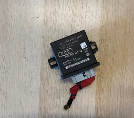 Audi A5 8T 8F Light module LCM 8K5907357