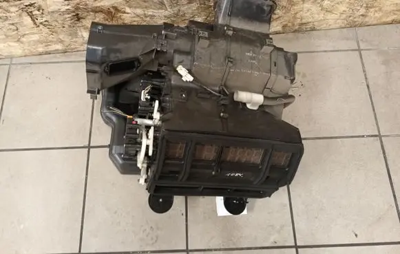 Mazda 6 Interior heater climate box assembly 