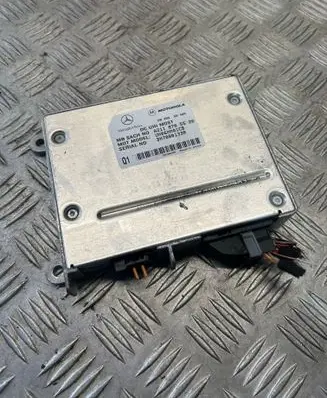 Mercedes-Benz E W211 Bluetooth control unit module A2118705526