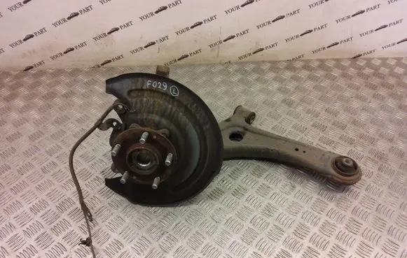 Mitsubishi Outlander Front wheel hub