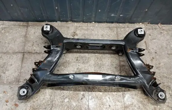 Mercedes-Benz E AMG W213 Front axle beam A2043520206