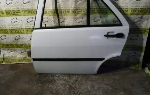 Fiat Tipo Rear door