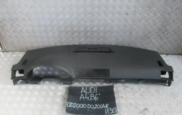 Audi A4 S4 B6 8E 8H Dashboard