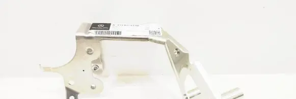 Mercedes-Benz E W213 Radiator mount bracket A2138316300