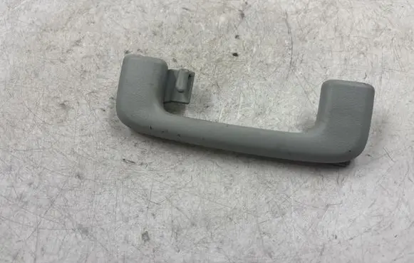 Mitsubishi Lancer X Rear interior roof grab handle 