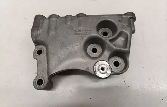 Dacia Duster II Engine mounting bracket 112318425R