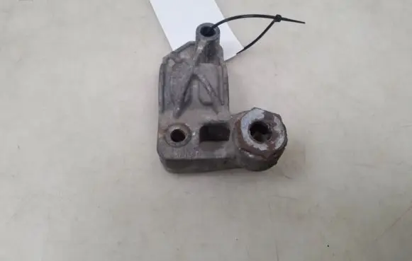 Mercedes-Benz E W211 Sway bar bush bracket, front A2113231226