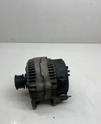 Volkswagen PASSAT B4 Generator/alternator 0123505011 028903025S
