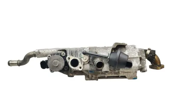 Land Rover Discovery EGR thermostat 9X2Q9U438DA