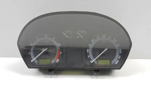 Skoda Fabia Mk1 (6Y) Speedometer (instrument cluster) 6Y0920871B