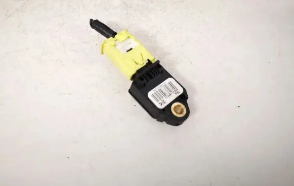 Toyota Verso Airbag deployment crash/impact sensor 898310f010 89831-0f010