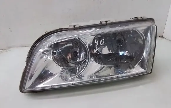 Volvo S40, V40 Headlight/headlamp