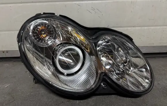 Mercedes-Benz CLK A209 C209 Headlight/headlamp CLK209xenon
