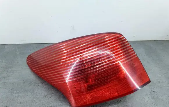Rear/tail lights