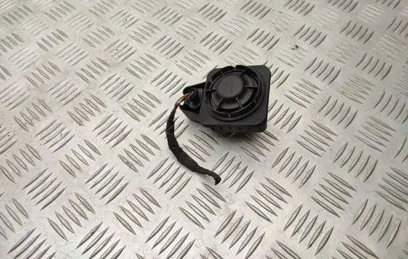Volkswagen PASSAT B8 Alarm system siren 5Q0951605