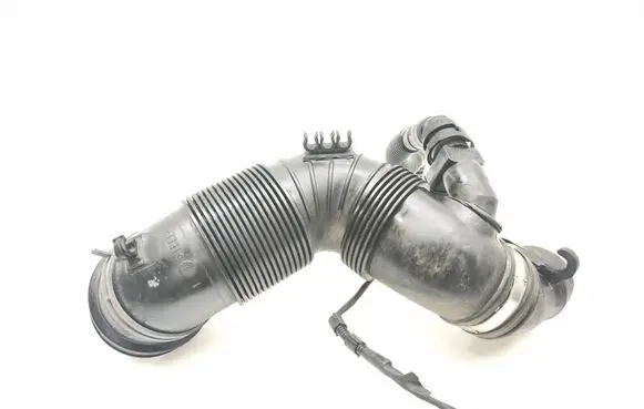 Volkswagen Caddy Turbo air intake inlet pipe/hose 3C0129635
