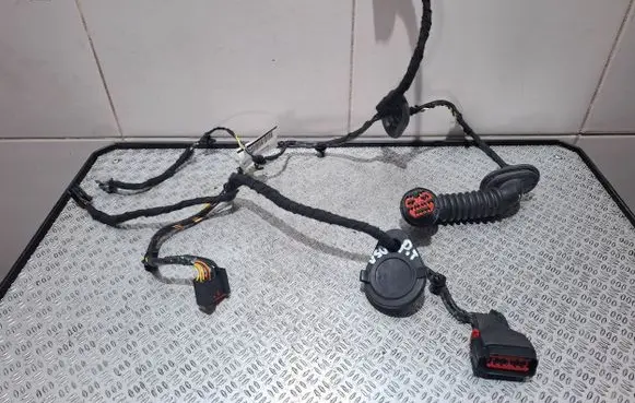 Volvo V50 Rear door wiring loom 30786442AB
