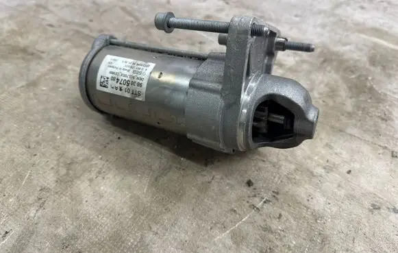 Peugeot 308 Starter motor 9830507480 0001179031