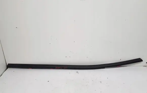 KIA Stonic Rear door glass trim molding